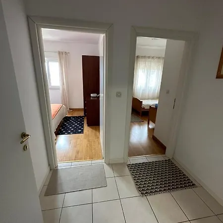 Lucia Apartman Trogir